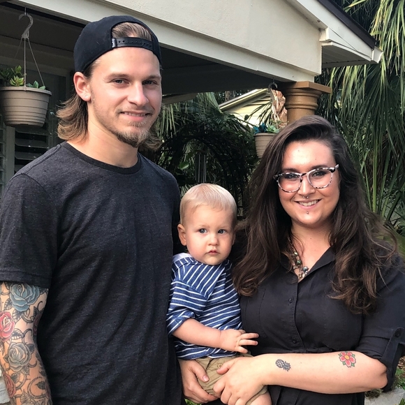 Meet your Posher, Keely! - Picture 3 of 4